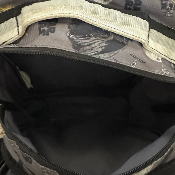 Pottery Barn Kids Star Wars Baxkpack large dark side - Picture 3 of 3